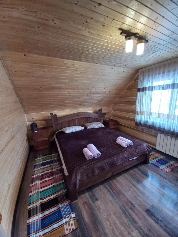 У Ґазди Synevyrsʼka Polyana 外观 照片