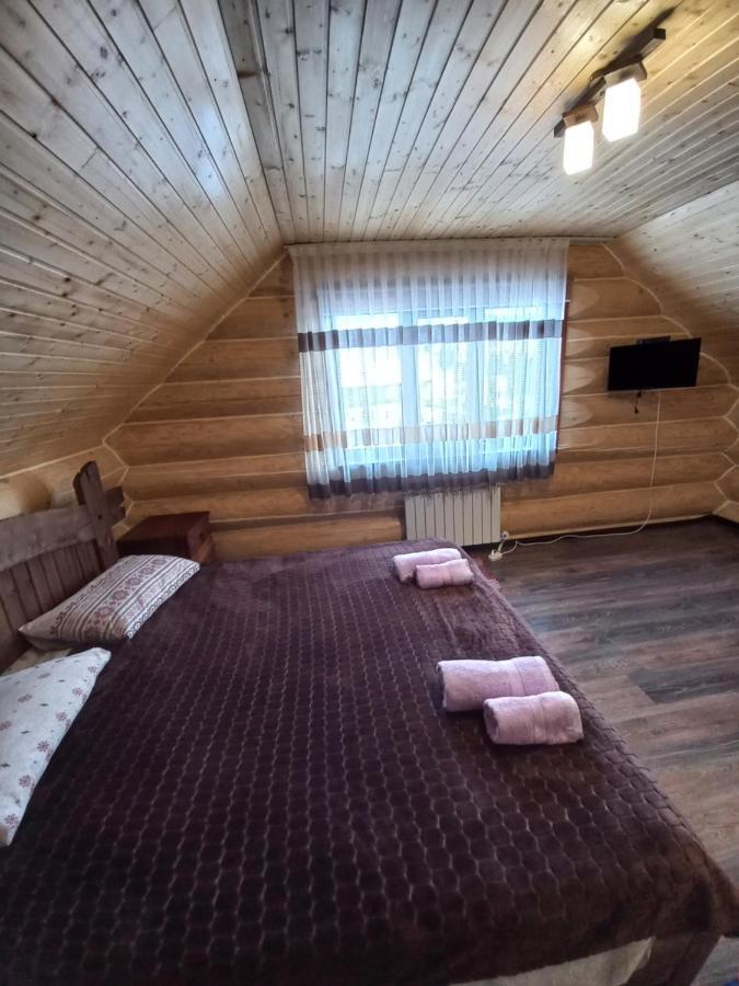 У Ґазди Synevyrsʼka Polyana 外观 照片